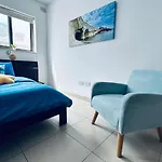 Cosy And Modern Maisonette With Private Terrace-near Sea! Lejlighed *