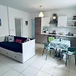 Cosy And Modern Maisonette With Private Terrace-near Sea! マルサスカーラ