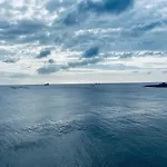 Cosy And Modern Maisonette With Private Terrace-near Sea!