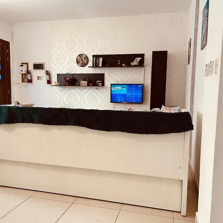 Bright Seaside Maisonette With Private Terrace 아파트 마르사스칼라