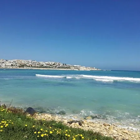 Bright Seaside Maisonette With Private Terrace 아파트 마르사스칼라