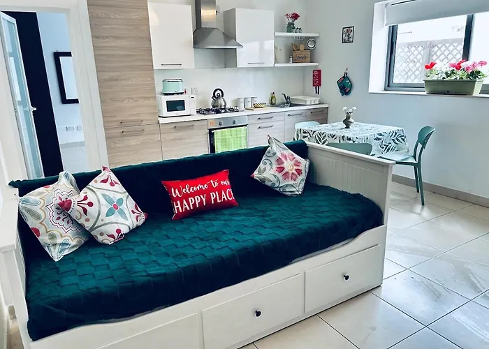 Bright And Quiet Escape In Malta! Lägenhet